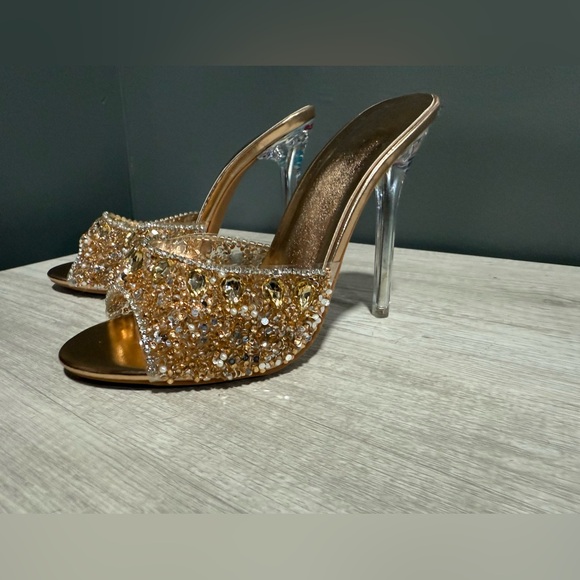 Elegant Gold Embellished Women's Heels Size 38 - Picture 1 of 5